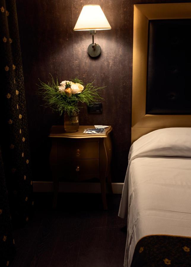 Hotel - Motel Flower グロペッロ カイローリ エクステリア 写真