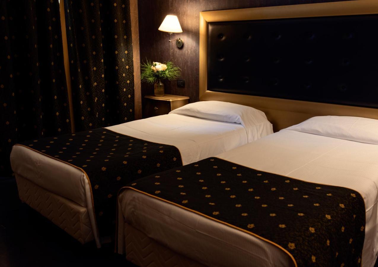 Hotel - Motel Flower グロペッロ カイローリ エクステリア 写真